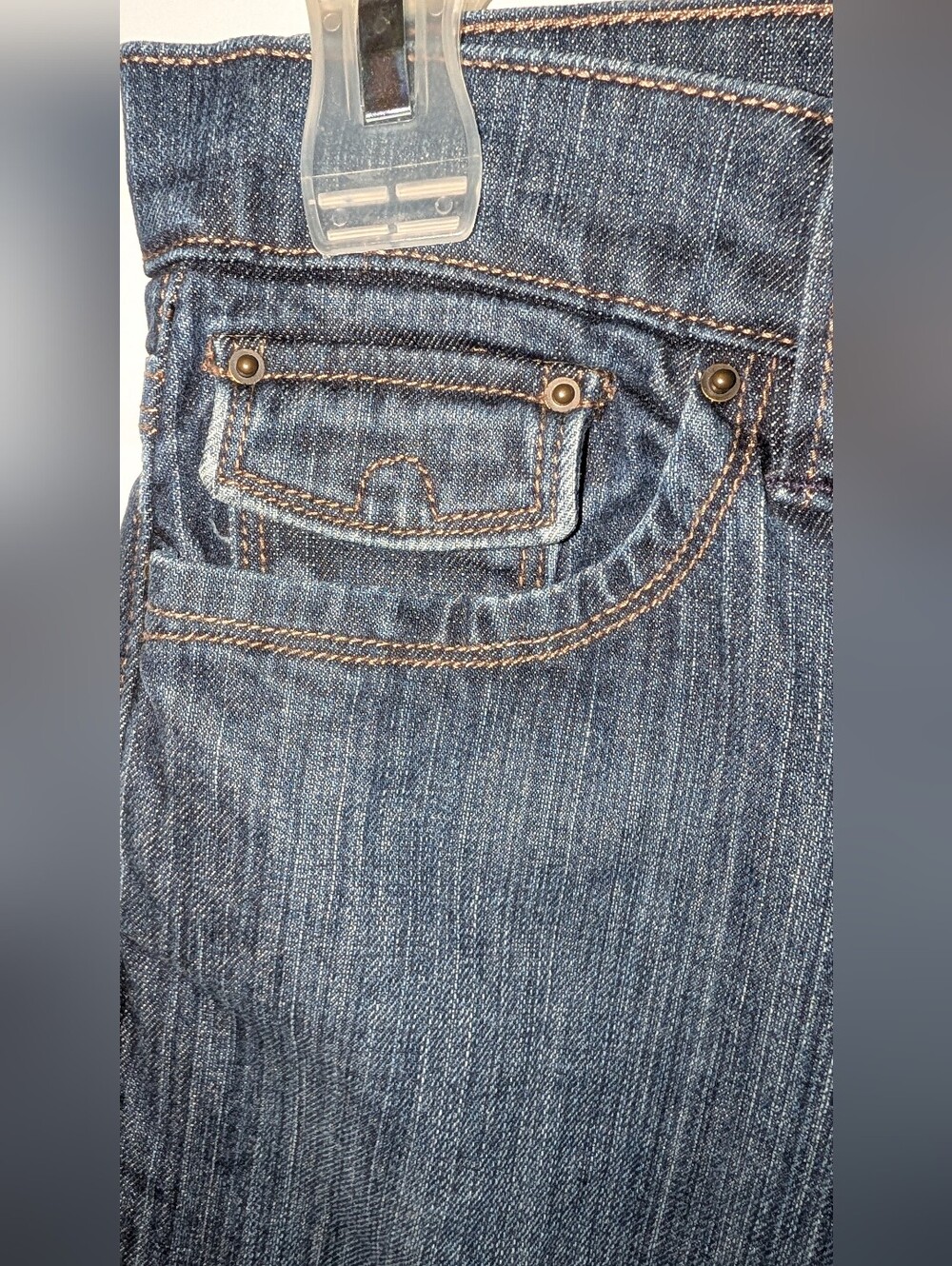 Old Navy Mid-Rise Dark Blue Denim Crop Bermuda Jeans VGUC - Picture 3 of 10
